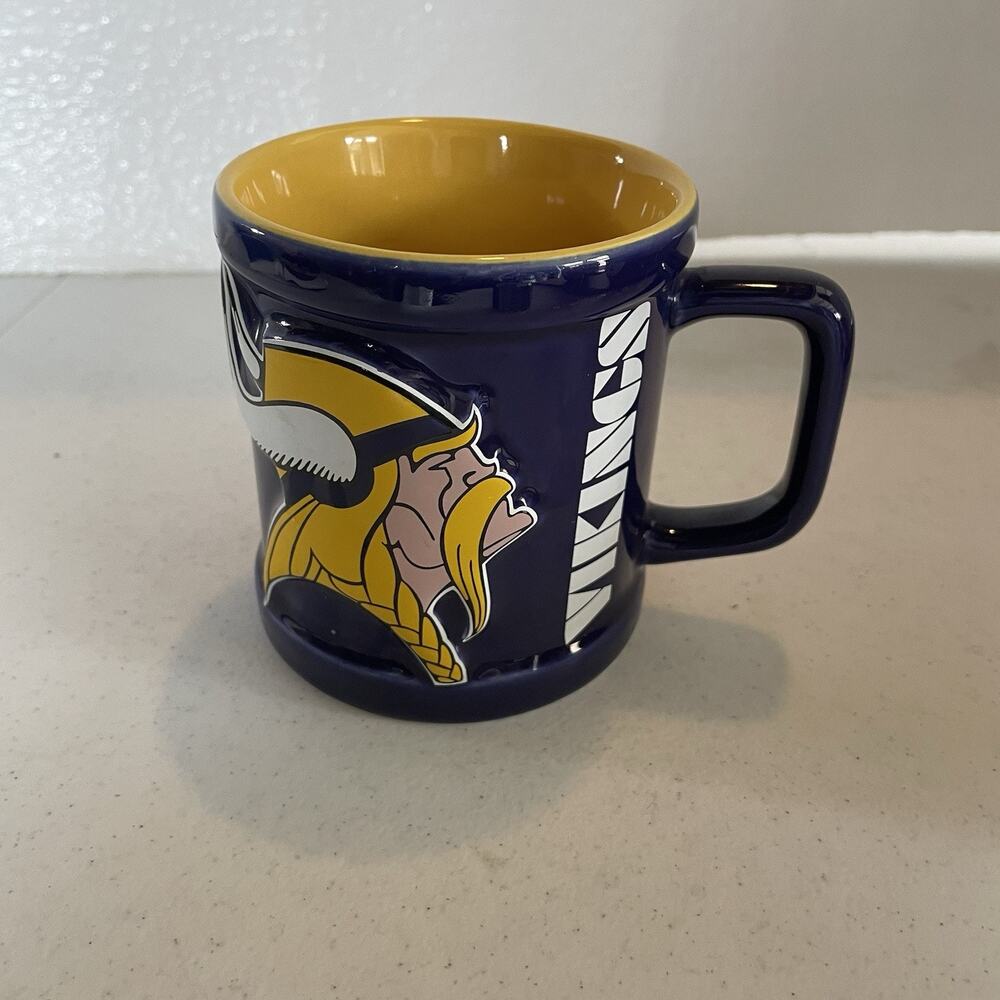 Vtg 2000 Vikings Mug Minnesota Vikings Fan Coffee NFL T